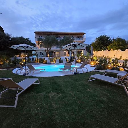 Loadstar Rooms & Suites Kontokali Exterior foto
