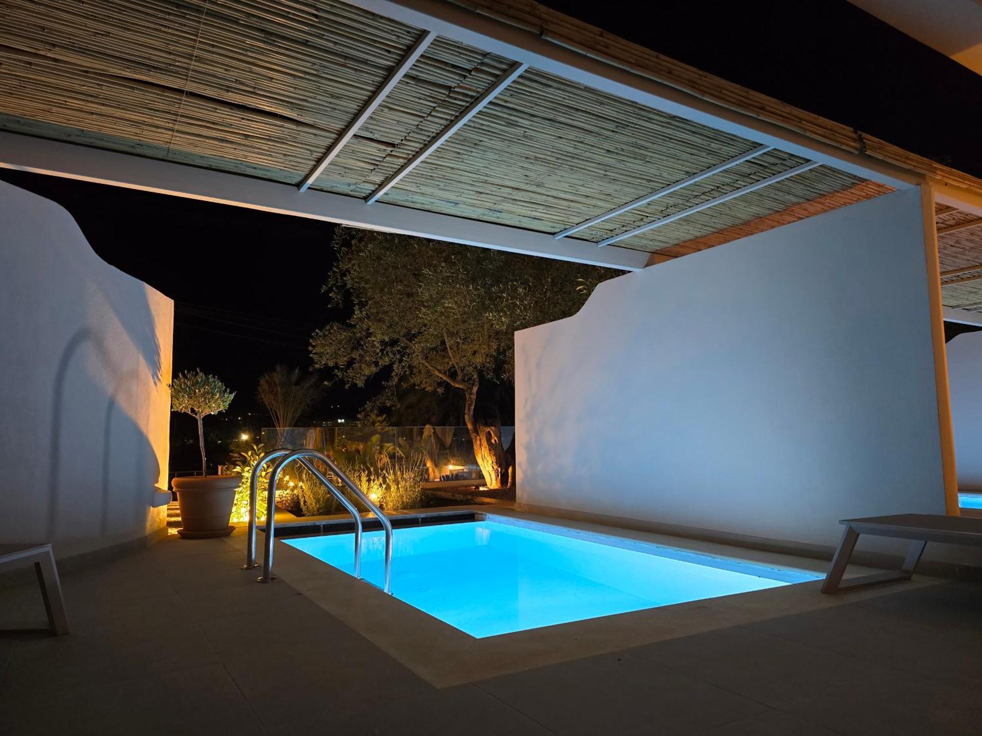 Loadstar Rooms & Suites Kontokali Exterior foto
